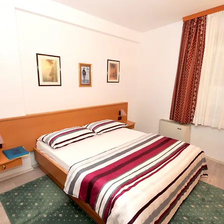 krevet i doručak Fontana