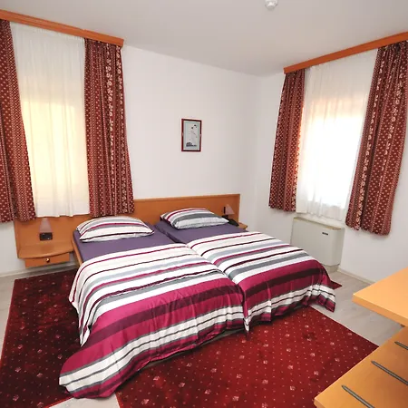 krevet i doručak Fontana Trogir