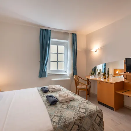 Fontana krevet i doručak 3*