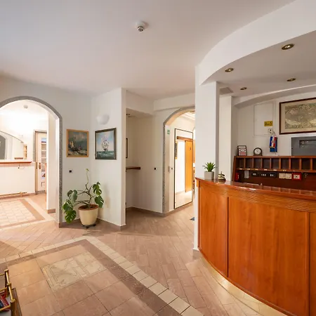 Fontana Отель типа 