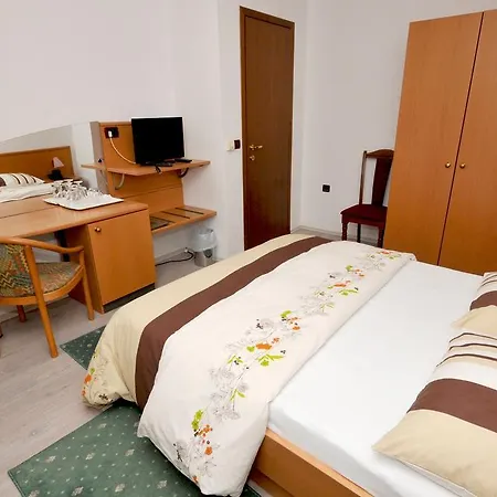 Fontana Трогир