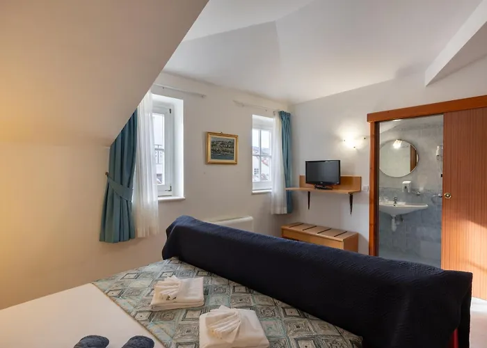 Alojamento de Acomodação e Pequeno-almoço Fontana