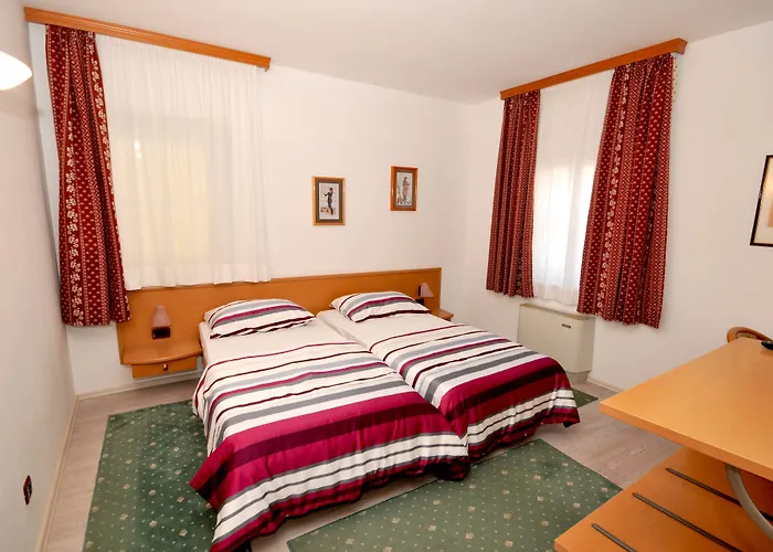 Fontana 住宿加早餐酒店 特罗吉尔