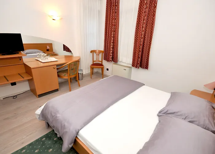 Fontana 住宿加早餐酒店 3*