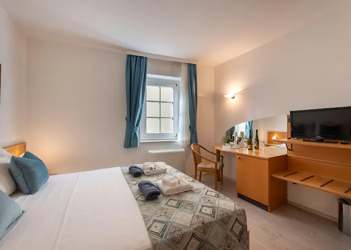 Fontana Alojamento de Acomodação e Pequeno-almoço 3*