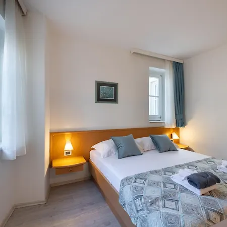 Fontana Couette-café 3*